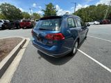 Used 2017 Volkswagen Golf Alltrack S image 6