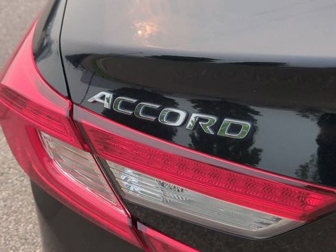 Used 2019 Honda Accord EX-L image 12
