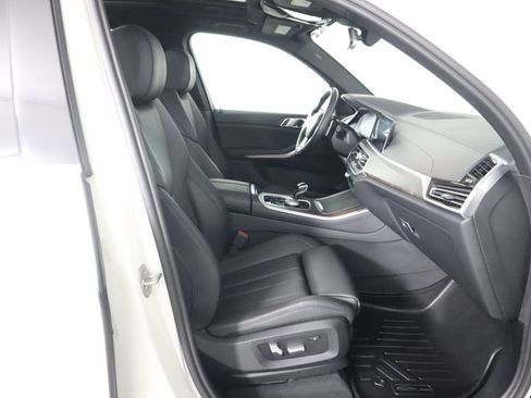 Used 2022 BMW X5 sDrive40i w/ Parking Assistance Package image 21