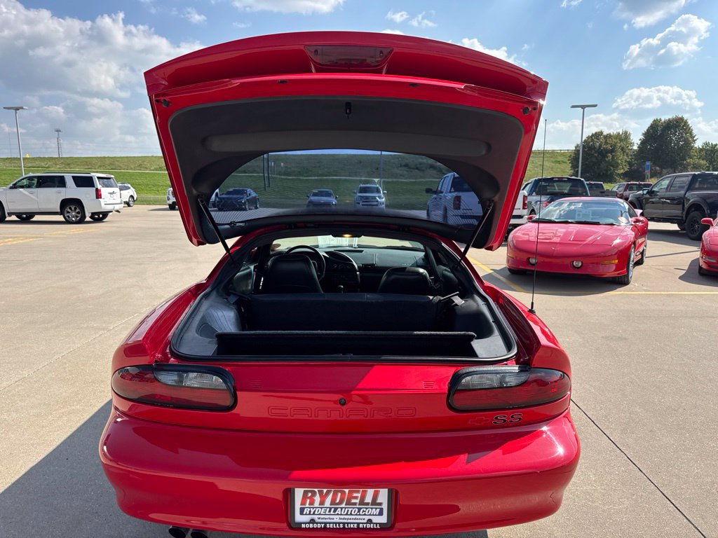 Used 1996 Chevrolet Camaro Z28 RWD image 29