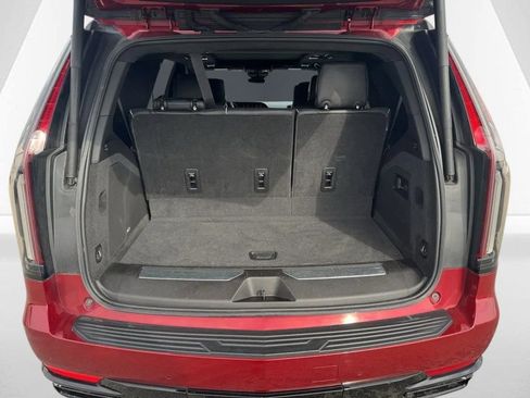 Used 2021 Cadillac Escalade Sport Platinum image 9