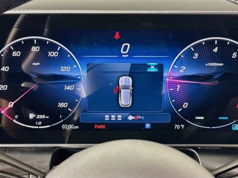 Used 2026 Mercedes-Benz GLC 300 4MATIC image 13