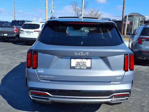 Used 2023 Kia Sorento SX image 24
