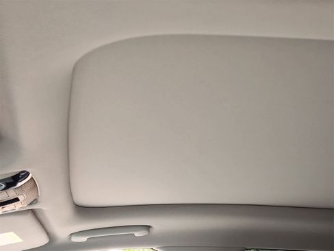 New 2026 Kia Sorento S w/ S Panoramic Sunroof Package image 23