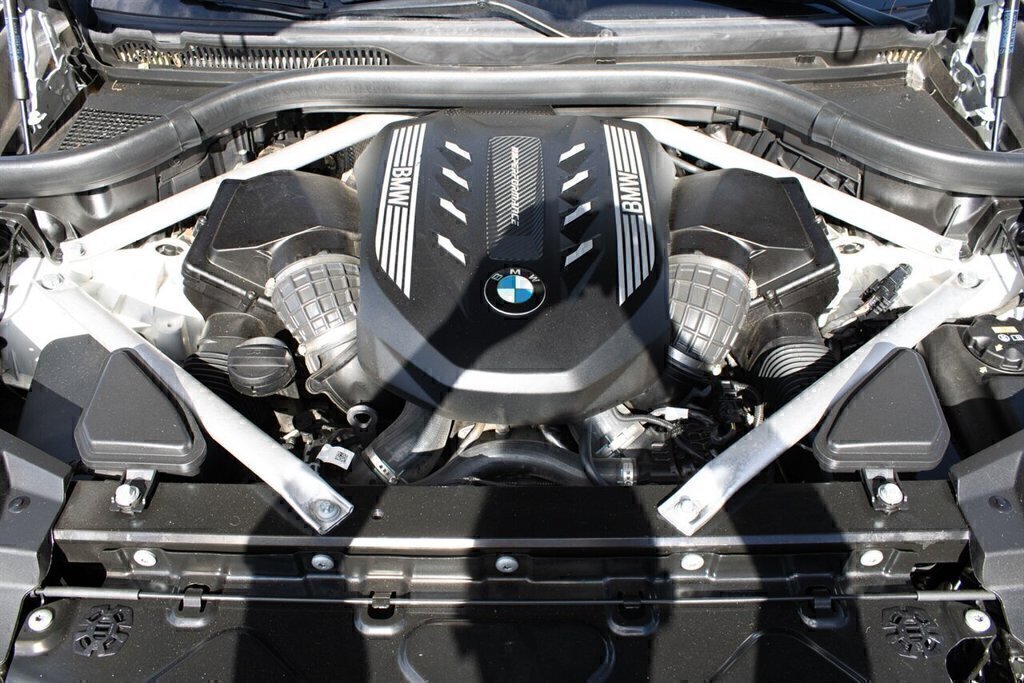 Used 2021 BMW X5 M50i w/ Executive Package AWD/4WD image 43