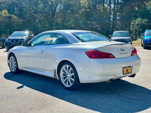 Used 2015 INFINITI Q60 Convertible w/ Premium Package image 5