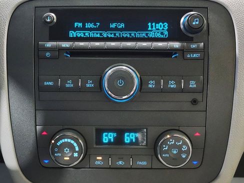 Used 2008 Buick Lucerne CXL w/ Ultra Confidence Package FWD image 21