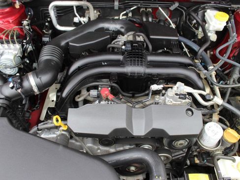 Used 2019 Subaru Outback 2.5i Premium image 8