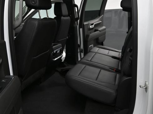 Used 2023 GMC Sierra 1500 SLT w/ SLT Premium Package AWD/4WD image 17
