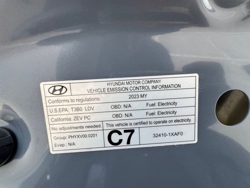 Used 2023 Hyundai Ioniq 6 SEL RWD image 18