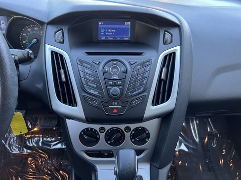 Used 2014 Ford Focus SE FWD image 15