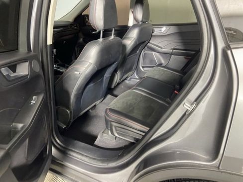 Used 2022 Ford Escape SEL w/ SEL Stealth AWD Package image 17