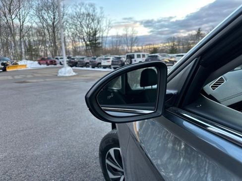 Used 2025 Volkswagen Jetta S image 13