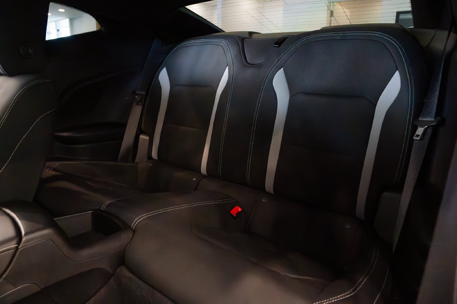 Used 2023 Chevrolet Camaro LT RWD image 17
