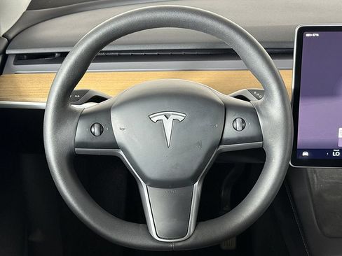 Used 2023 Tesla Model Y Long Range AWD/4WD image 34