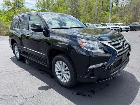 Used 2019 Lexus GX 460 Premium w/ Premium Package AWD/4WD image 4