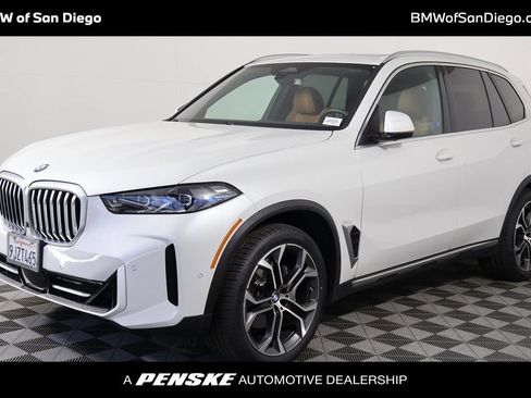 Used 2024 BMW X5 xDrive40i w/ Premium Package AWD/4WD image 1