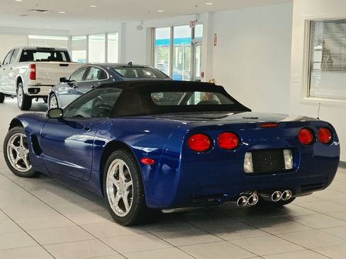 Used 2002 Chevrolet Corvette Convertible w/ Preferred Equipment Group2 RWD image 9