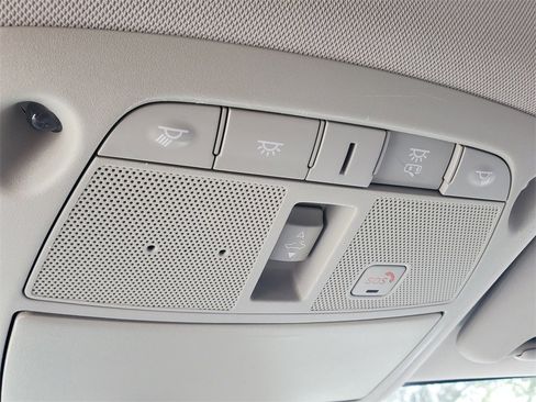 Used 2019 Nissan Rogue Sport SL w/ Premium Package image 34