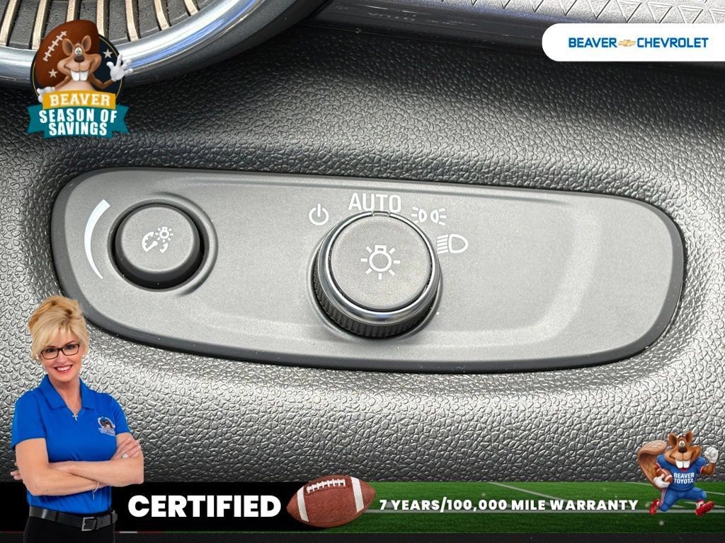 Used 2024 Chevrolet Trax ACTIV w/ Sunroof Package FWD image 35