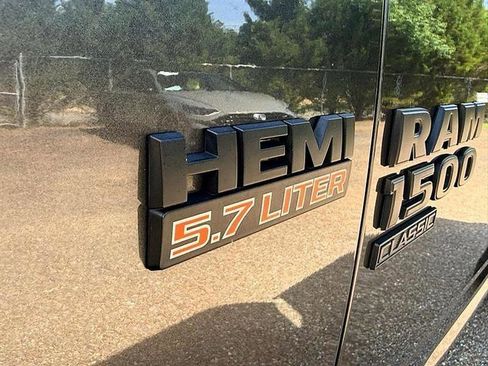 Used 2020 RAM 1500 Express w/ Express Value Package RWD image 14