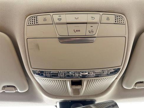 Used 2021 Mercedes-Benz C 300 Sedan image 21