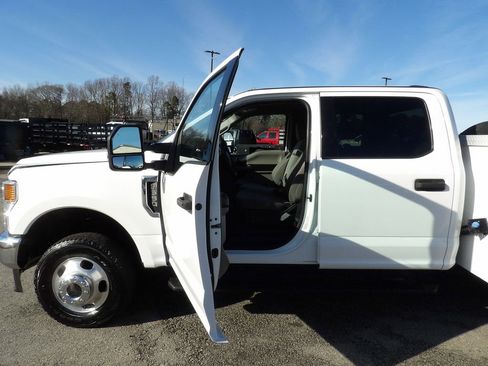 Used 2021 Ford F350 XLT image 13