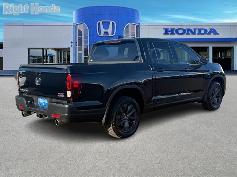 Used 2023 Honda Ridgeline Sport image 8