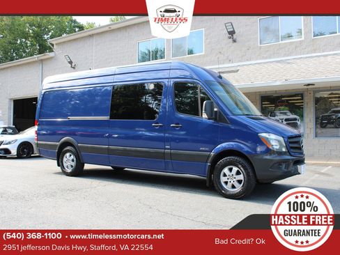 Used 2014 Mercedes-Benz Sprinter 2500 image 1