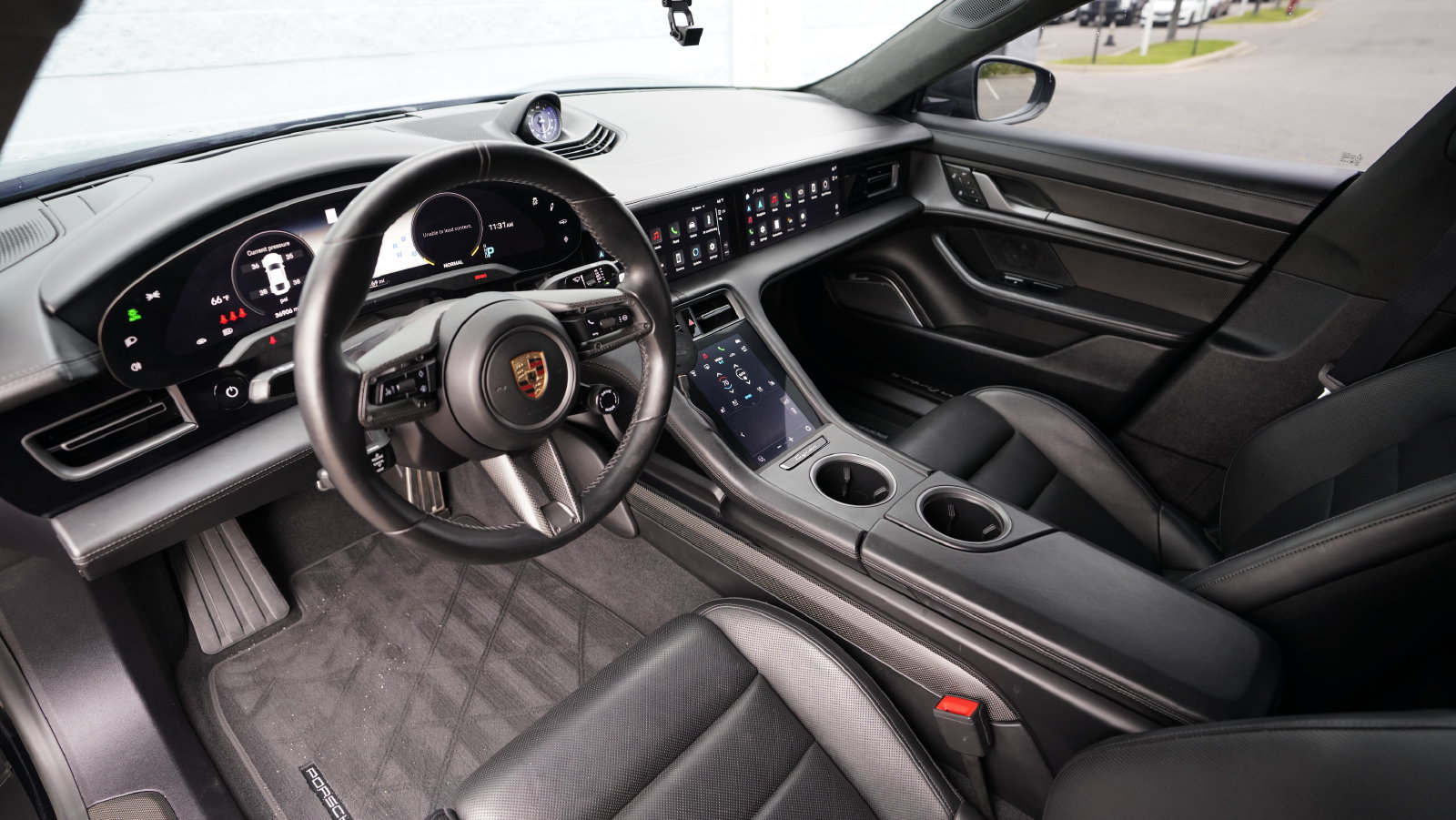 Used 2022 Porsche Taycan Turbo S AWD/4WD image 30