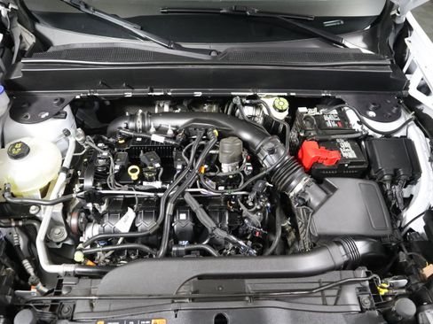 Used 2024 Ford Maverick Lariat w/ Black Appearance Package image 13