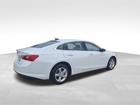 Used 2023 Chevrolet Malibu LS w/ Driver Confidence Package image 11