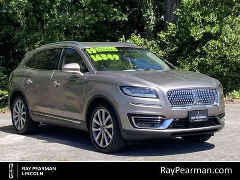 Used 2019 Lincoln Nautilus Select FWD image 1