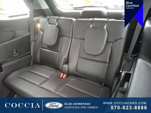 Certified 2022 Ford Explorer XLT w/ Equipment Group 202A image 10