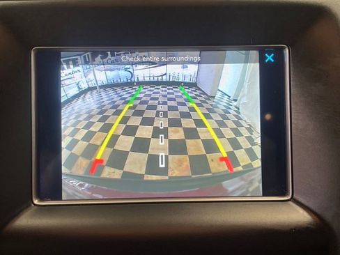 Used 2020 Jeep Grand Cherokee Laredo image 28