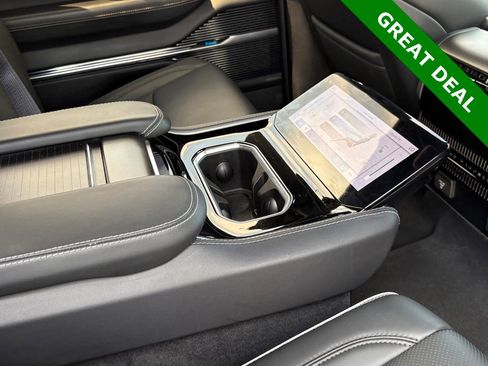 Used 2024 Jeep Grand Wagoneer Series II w/ Quick Order Packagew 28T AWD/4WD image 41