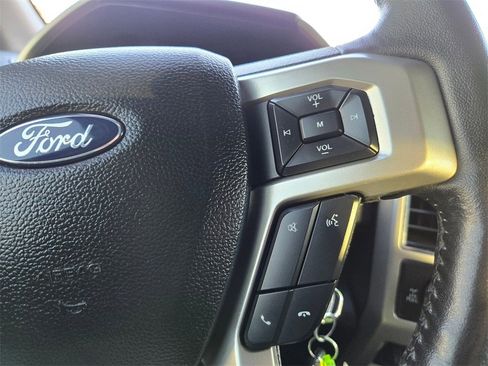 Used 2021 Ford F250 Lariat image 19