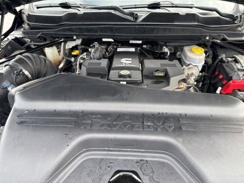 Used 2019 RAM 2500 Limited image 10