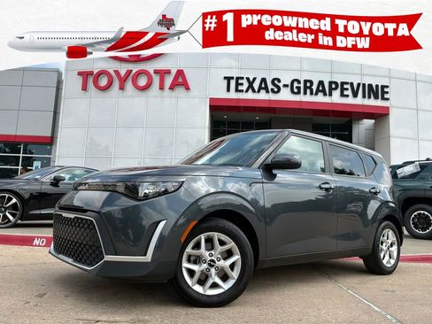 Used 2025 Kia Soul LX w/ LX Technology Package FWD image 1
