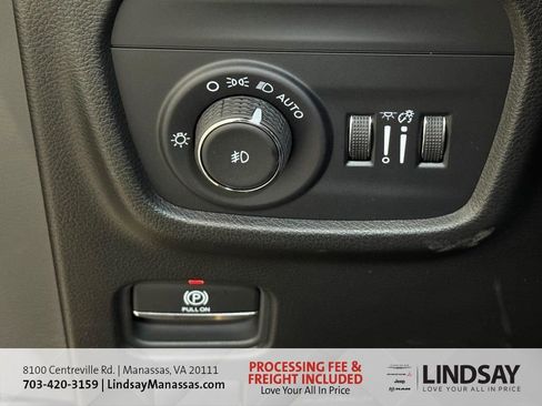 New 2025 Jeep Grand Cherokee L Limited w/ Luxury Tech Group II AWD/4WD image 36