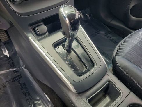 Used 2016 Nissan Sentra SV FWD image 28