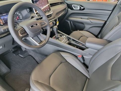 New 2025 Jeep Compass Limited w/ Sun & Sound Group image 15