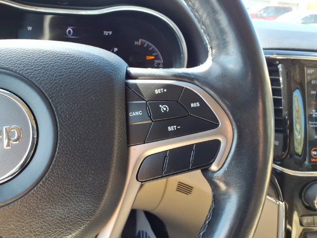 Used 2020 Jeep Grand Cherokee Limited AWD/4WD image 16