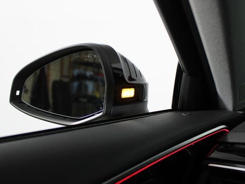 Used 2022 Audi A4 2.0T Premium Plus w/ Premium Plus Package image 26