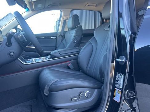 New 2025 Genesis GV80 2.5T Standard image 14