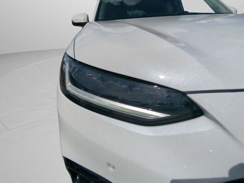 New 2026 Honda HR-V EX-L image 9