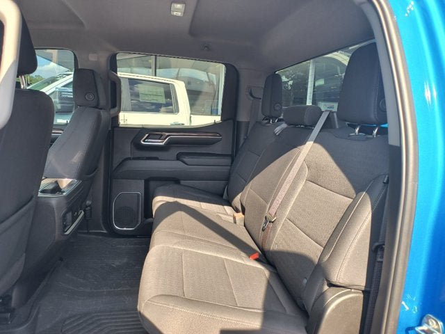 Used 2024 Chevrolet Silverado 1500 LT Trail Boss w/ Protection Package AWD/4WD image 9