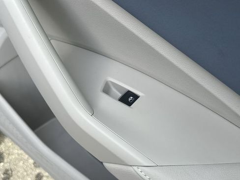 New 2026 Volkswagen Jetta SE image 31