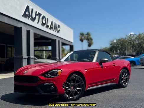 Used 2017 FIAT 124 Spider Abarth RWD image 2