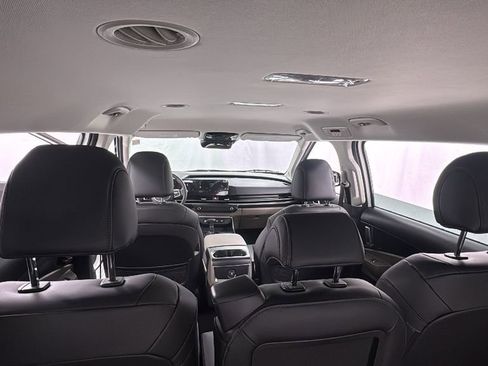 New 2026 Kia Carnival image 19